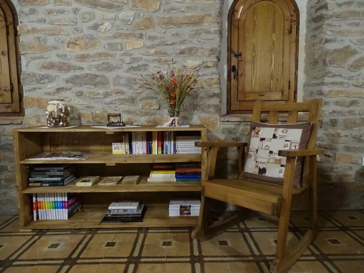 הוילה Montmajor El Forn Rural מראה חיצוני תמונה