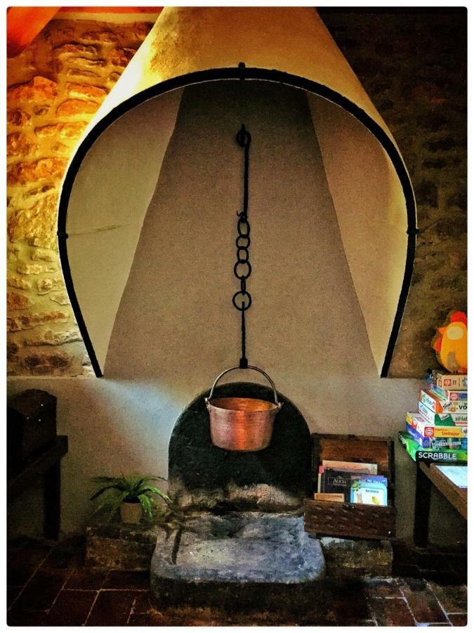 הוילה Montmajor El Forn Rural מראה חיצוני תמונה